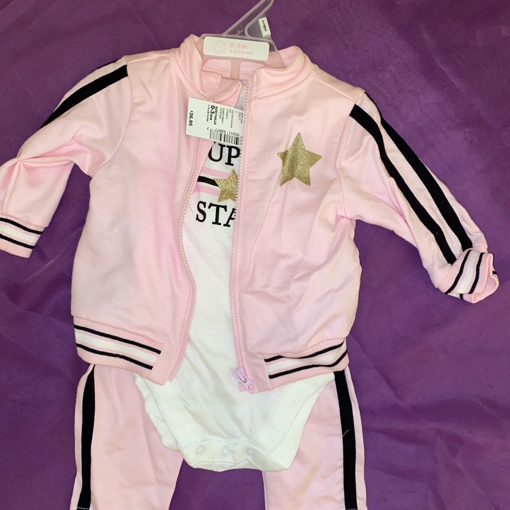 Infant 3 piece jogging suit.